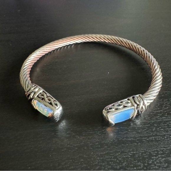 ⚜️3 for $30⚜️ Twisted Cable Cuff Bracelet (Silver Tone) - Picture 10 of 10